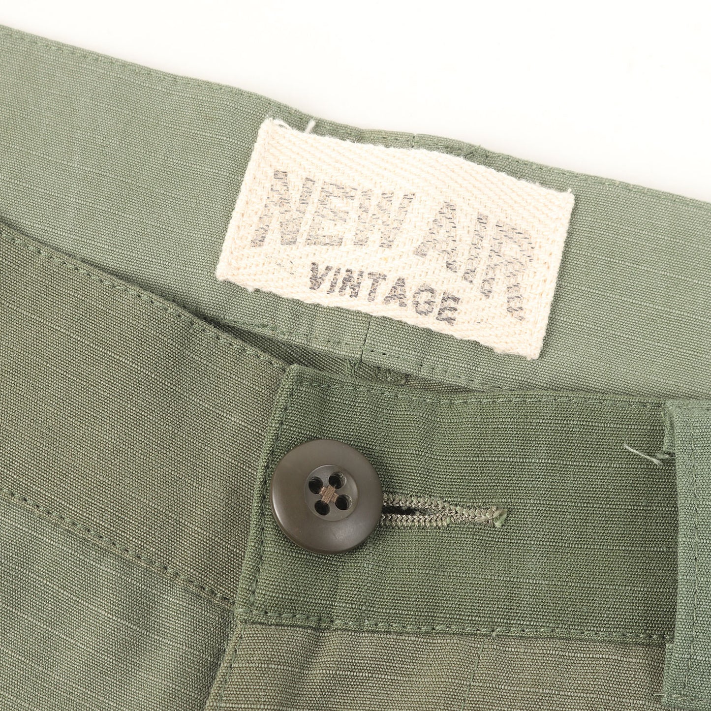 ヴィンテージ 再構築 パッチワーク カーゴショーツ (US ARMY JUNGLE FATIGUE FABRIC PATCHWORK CARGO SHORTS)