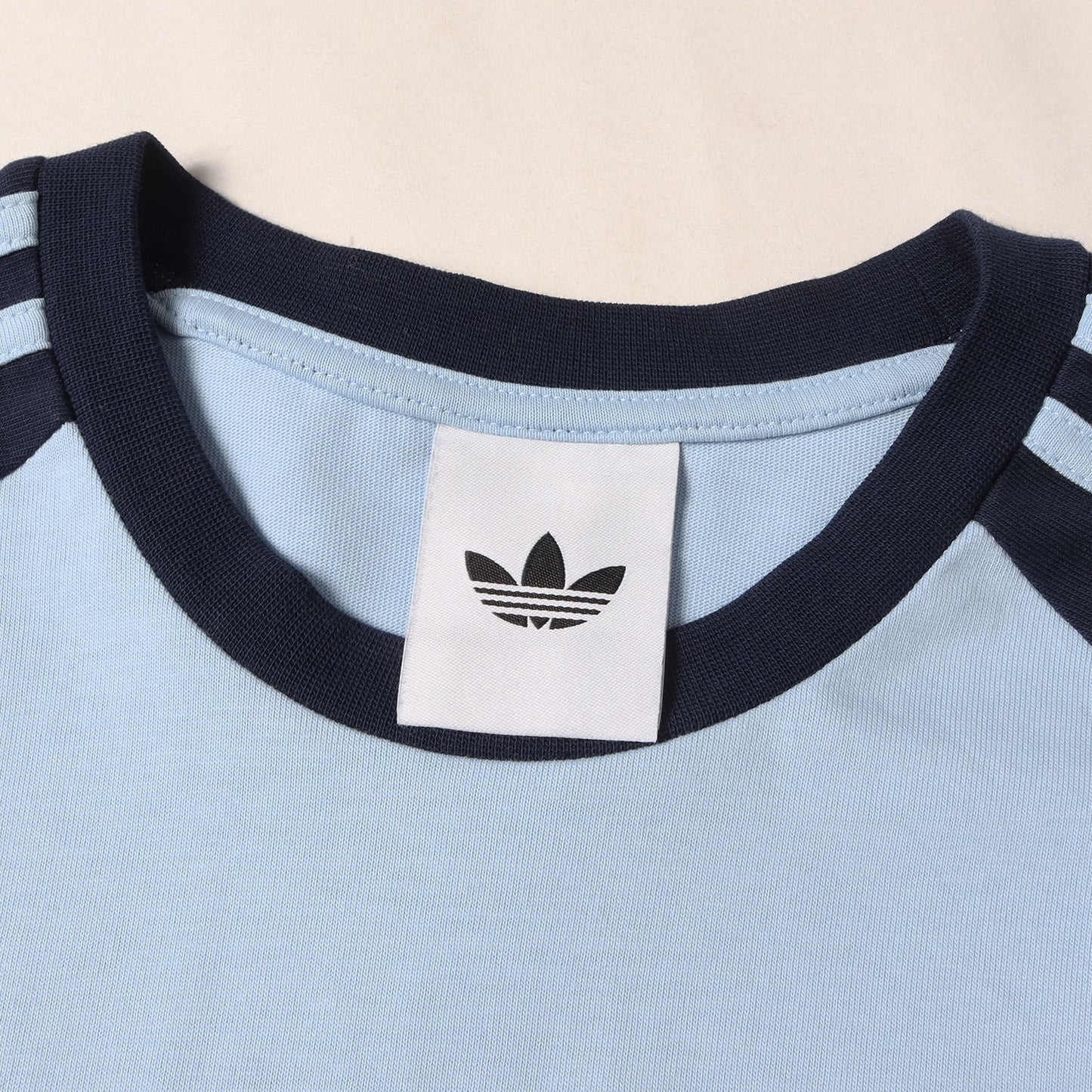 25SS ×Oasis ツアー スリーストライプス ロングスリーブ Tシャツ(3-STRIPES LS T)