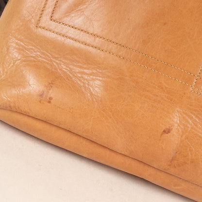 カウハイドレザー 2WAY トートバッグ / ショルダーバッグ (TRAPPER'S CARRYALL)
