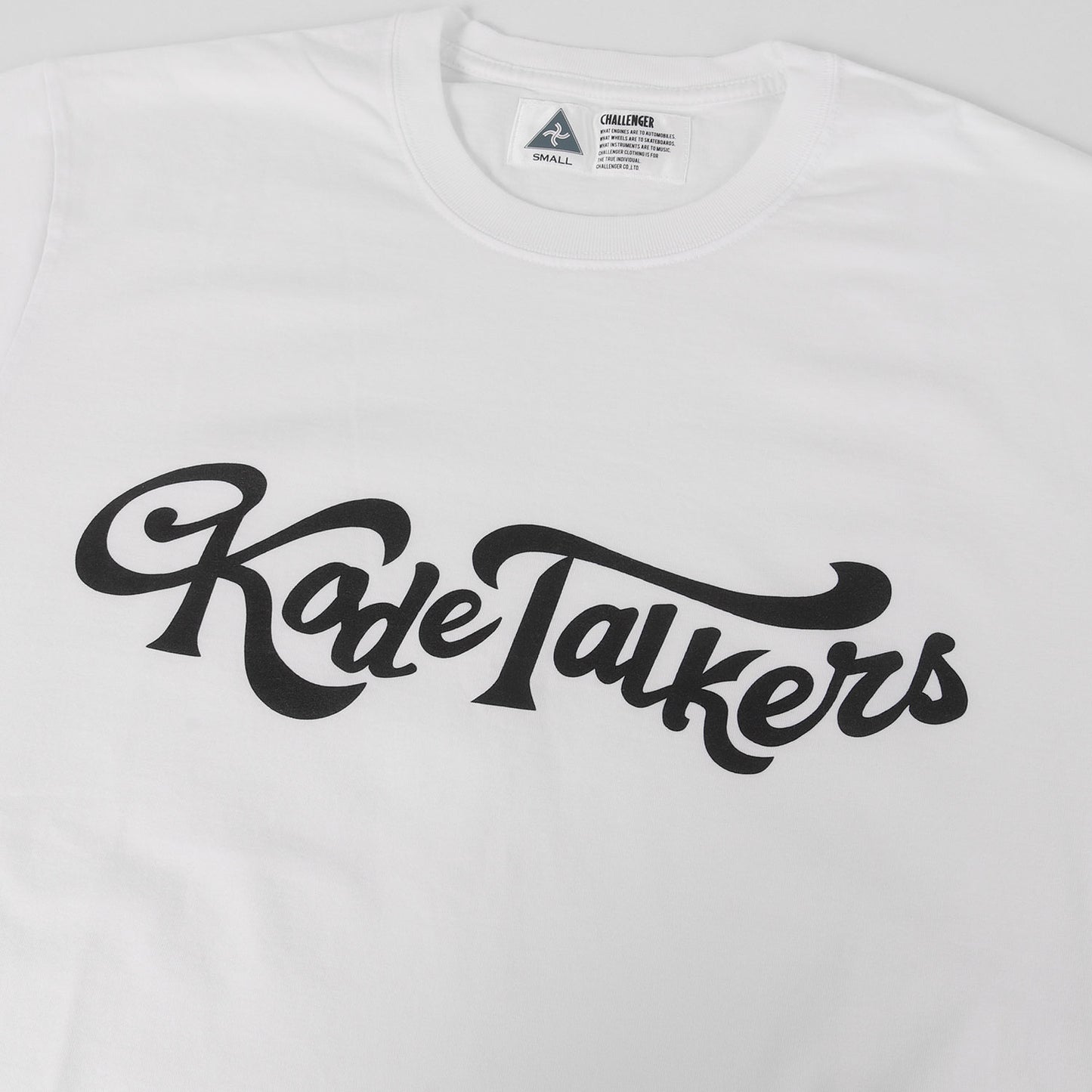 ×Kode Talkers ロゴプリント クルーネック Tシャツ
