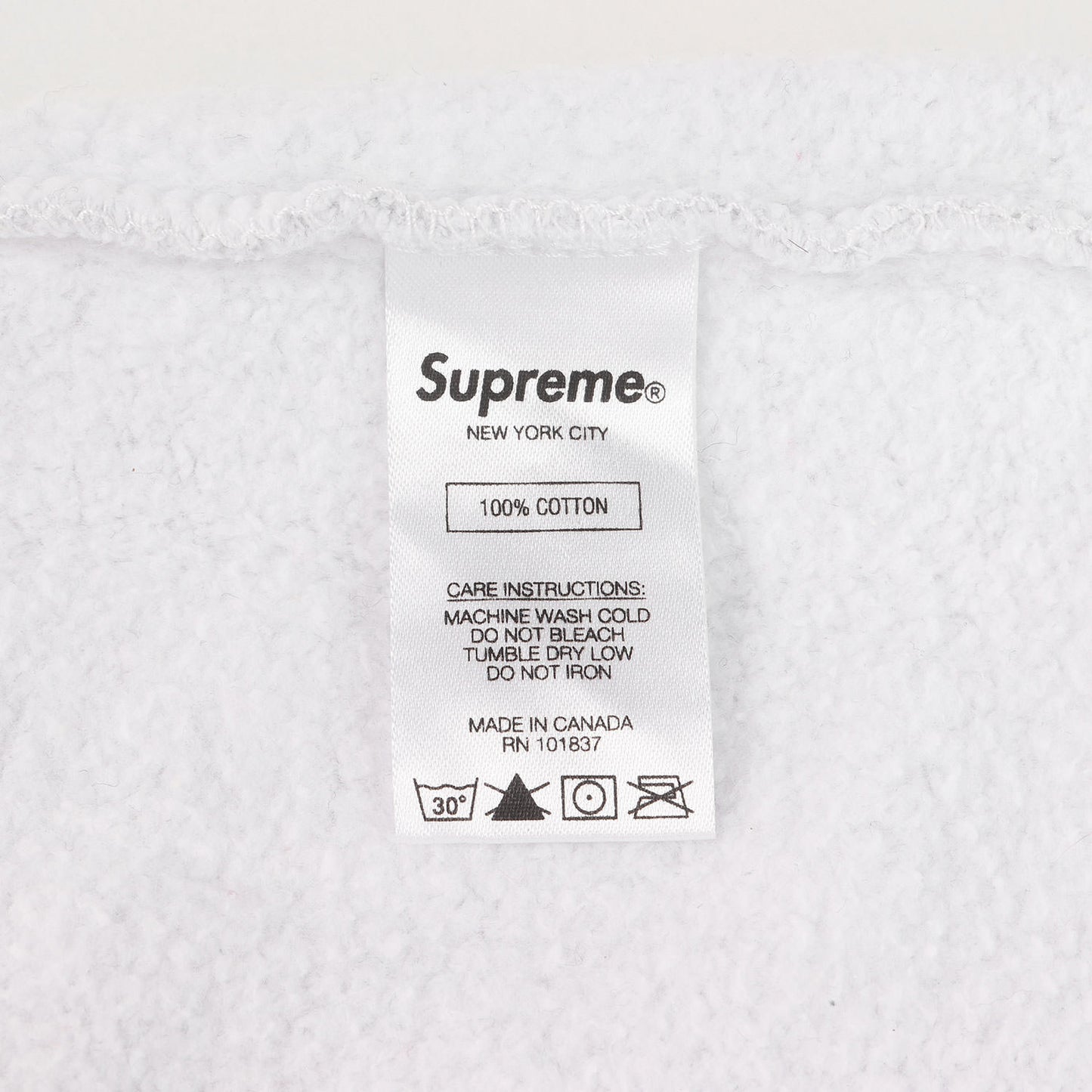 スモールBOXロゴ クルーネック スウェット(Small Box Crewneck)