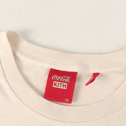 20SS ×Coca-Cola ポスターグラフィック Tシャツ(60S Vintage Tee)