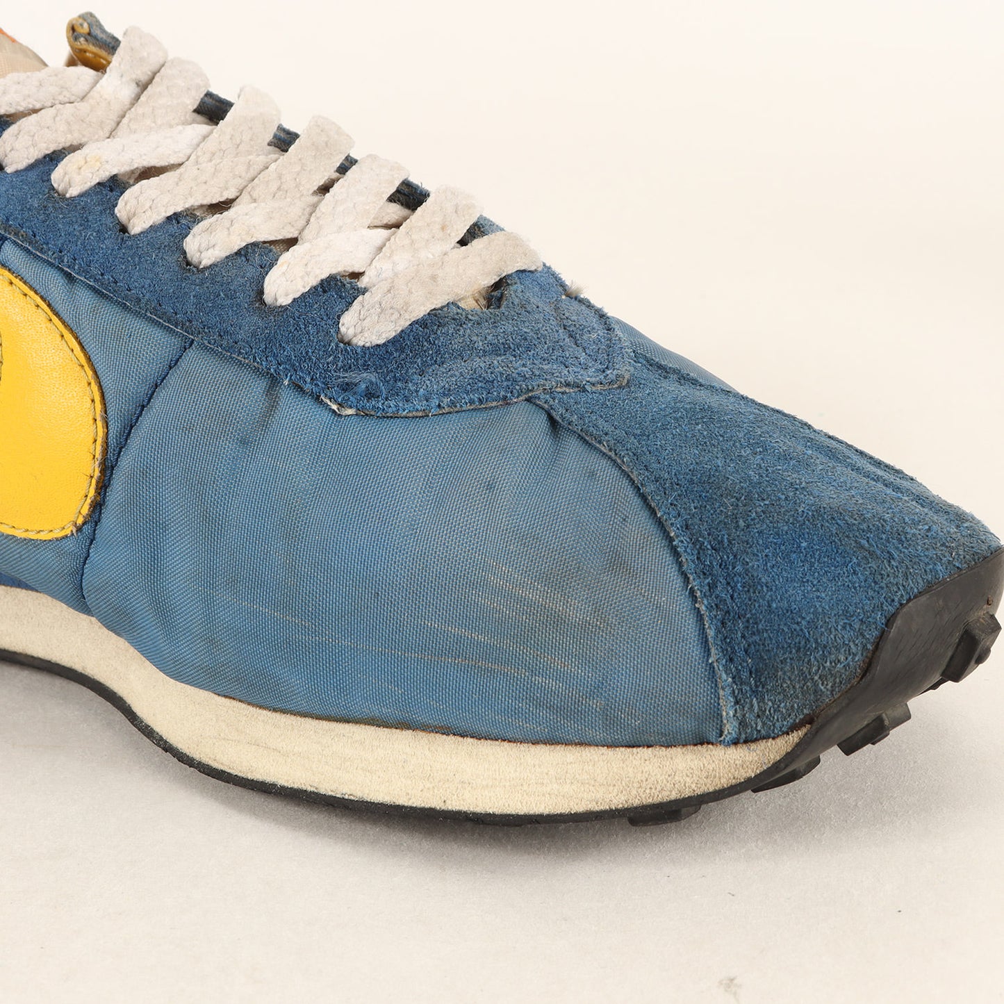 90s 復刻モデル WAFFLE TRAINER (910406 PF)