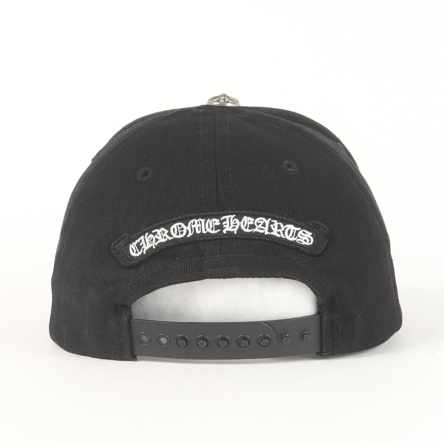 バーティカルロゴ ベースボールキャップ(Vertical Logo Hat)