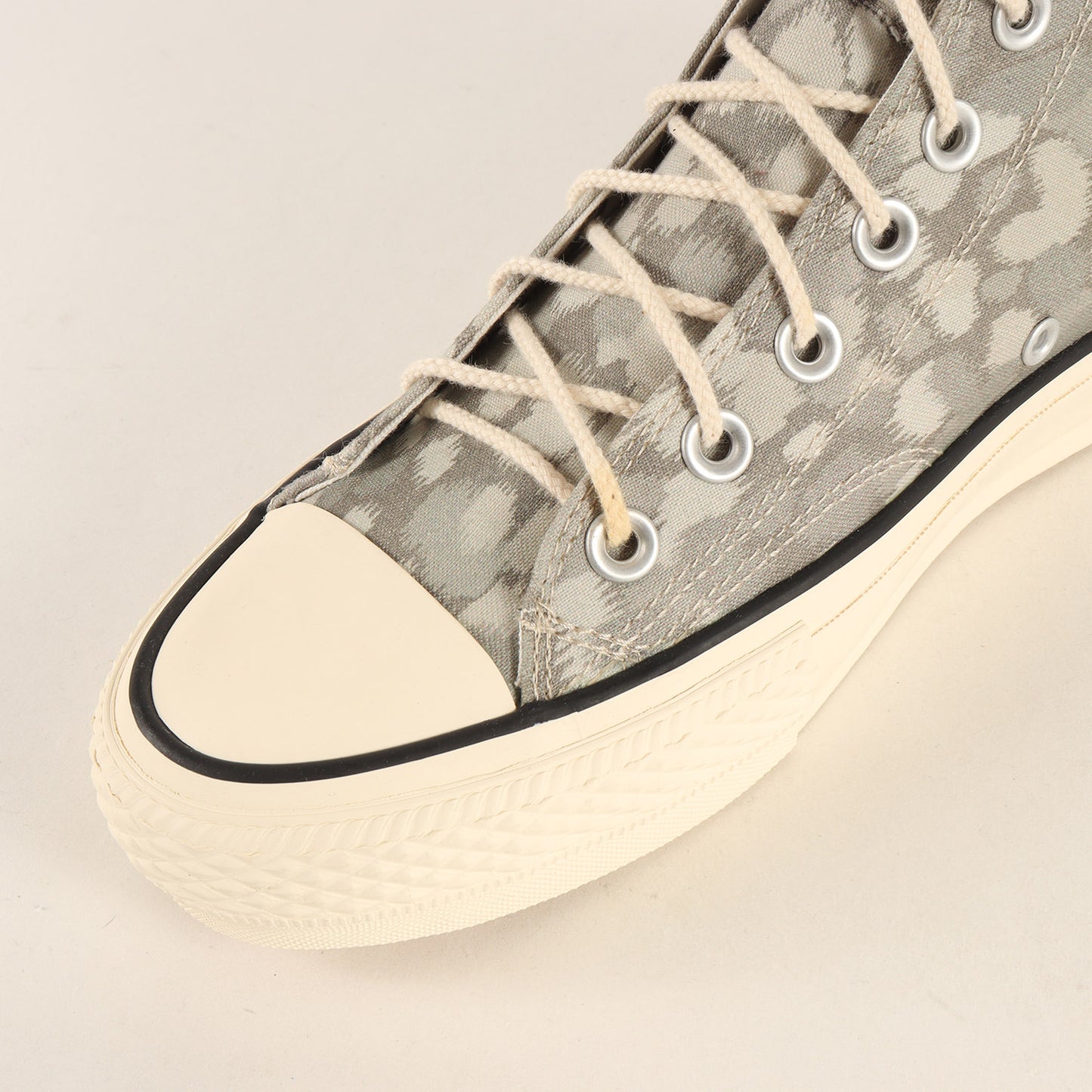 ×LIBERTY 総柄プリント ハイカット スニーカー(DWELLER TRAINER HI COTTON CANVAS)