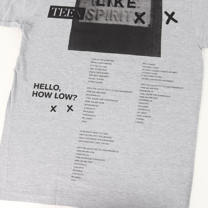 ニルヴァーナ グラフィック プリント ポケット Tシャツ