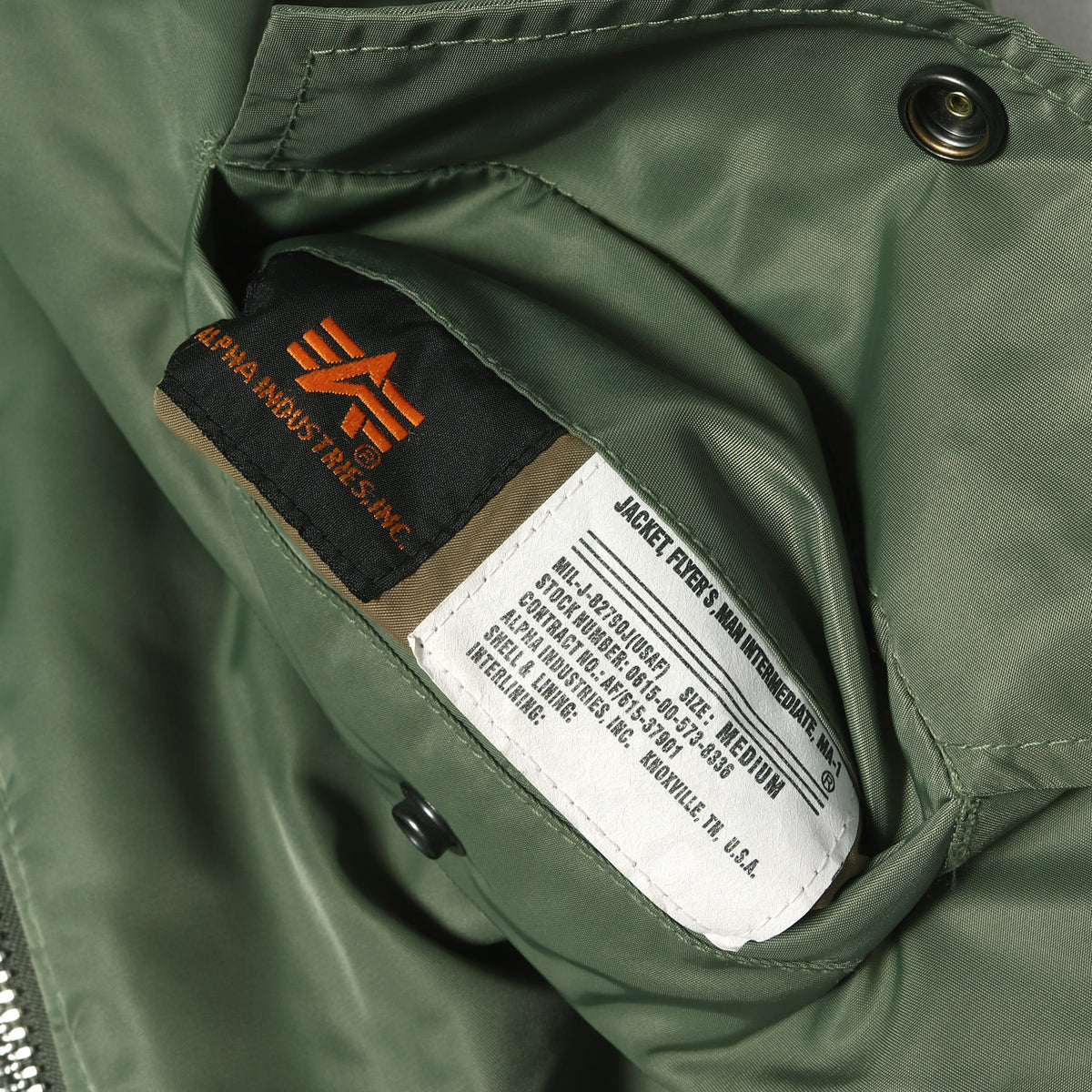 the Shepherd ×fragment design ×ALPHA 袖レザー MA-1 ボンバージャケット