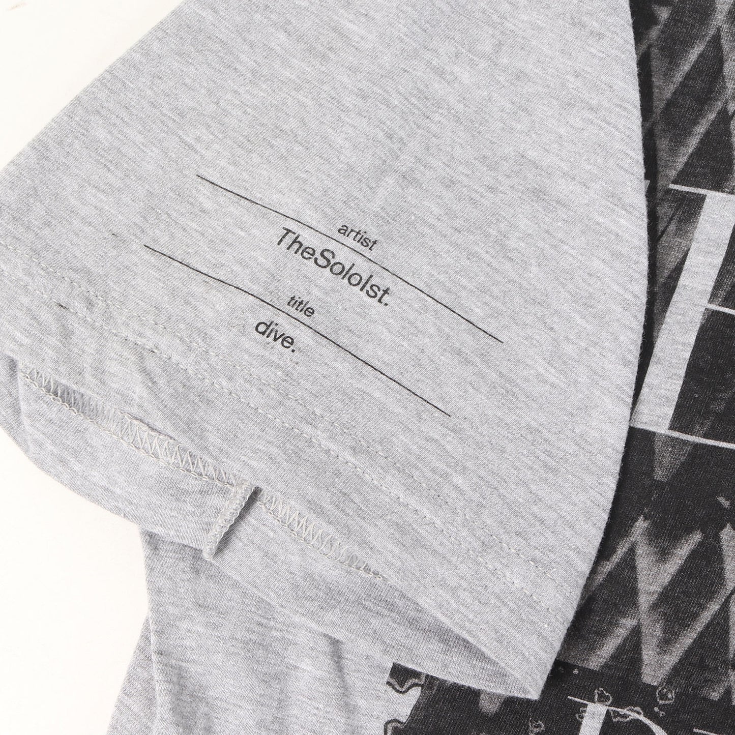 ニルヴァーナ グラフィック プリント ポケット Tシャツ