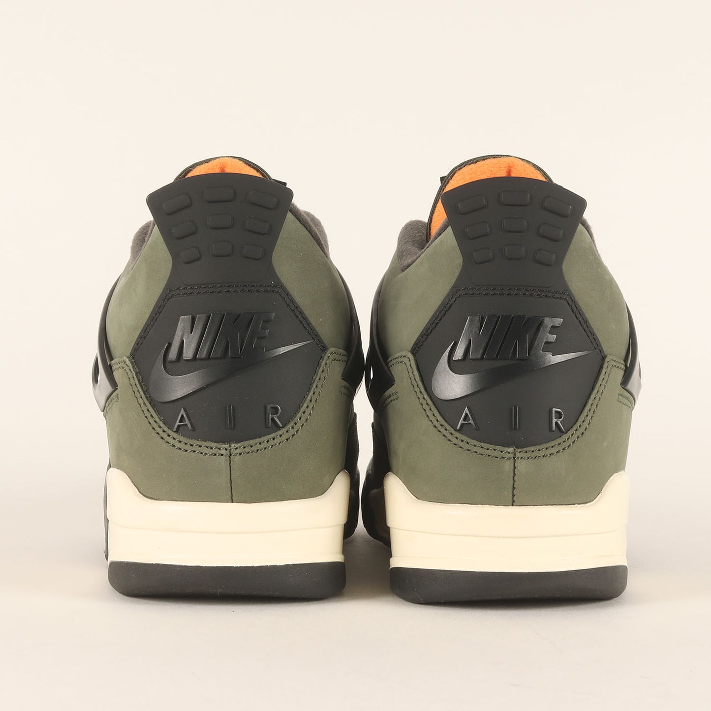 ×UNDEFEATED AIR JORDAN 4 RETRO OG SP DEEP GREEN (IB1519-200)