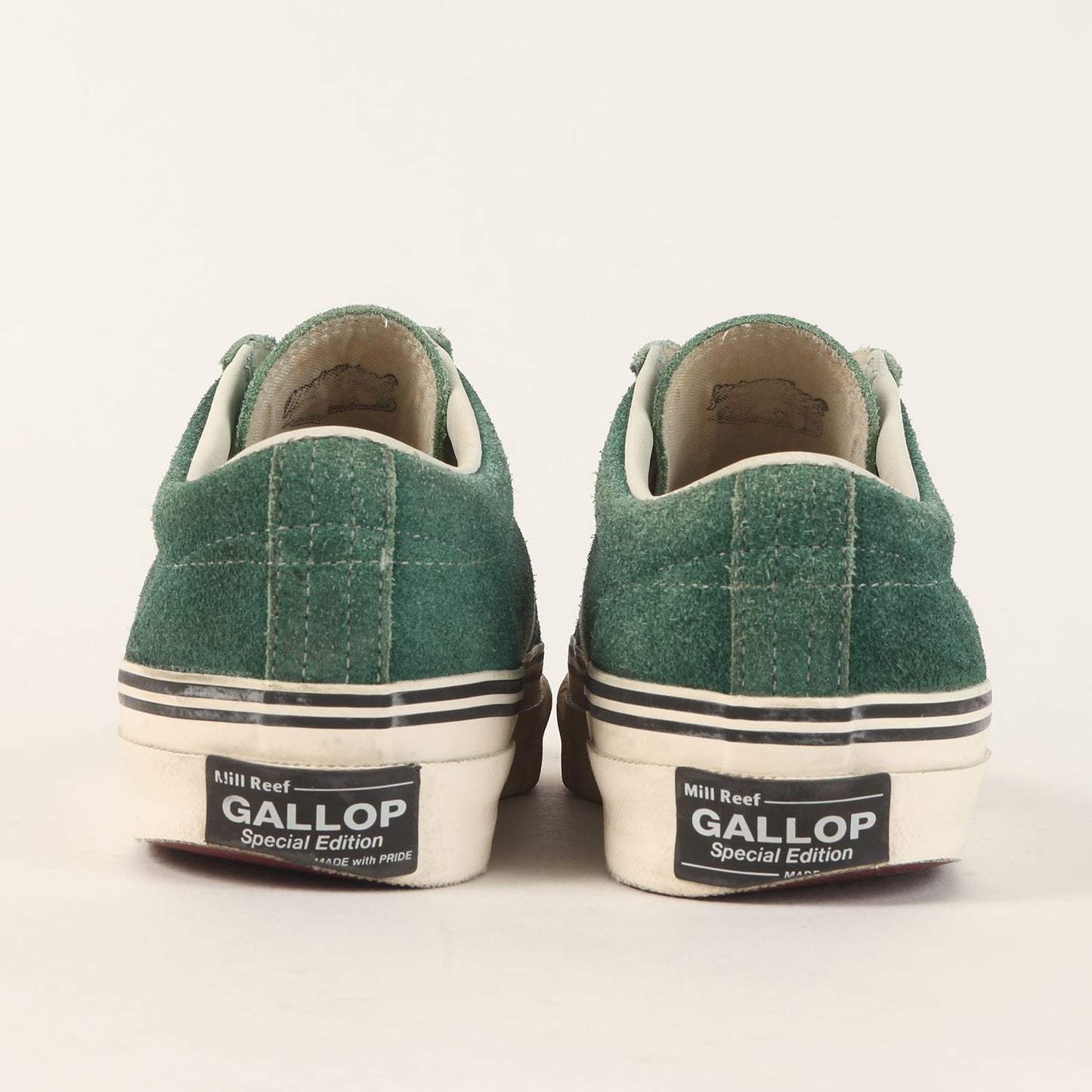 ギャロップ スウェード オックスフォード スニーカー (Gallop Suede Oxford)
