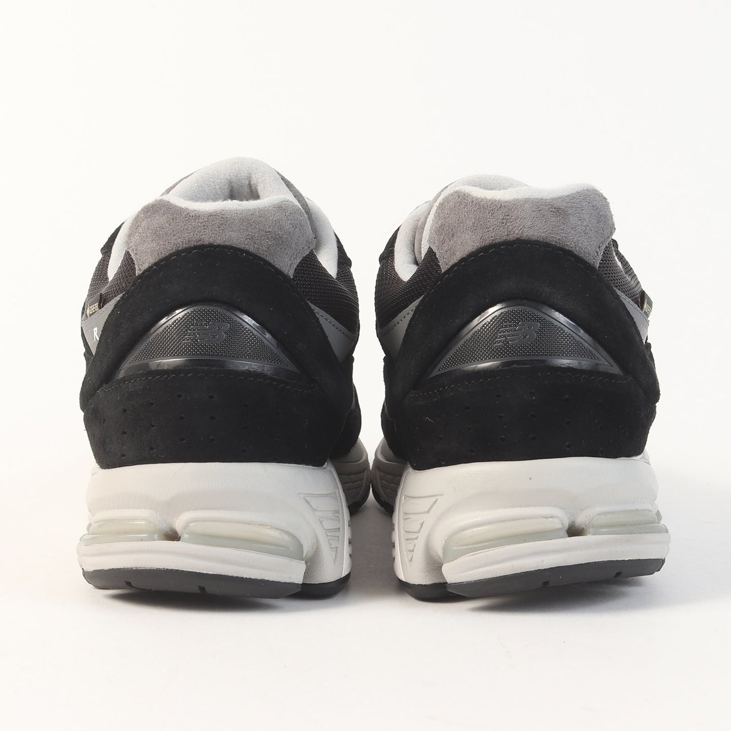 M2002 RXD GORE-TEX (2025年製)