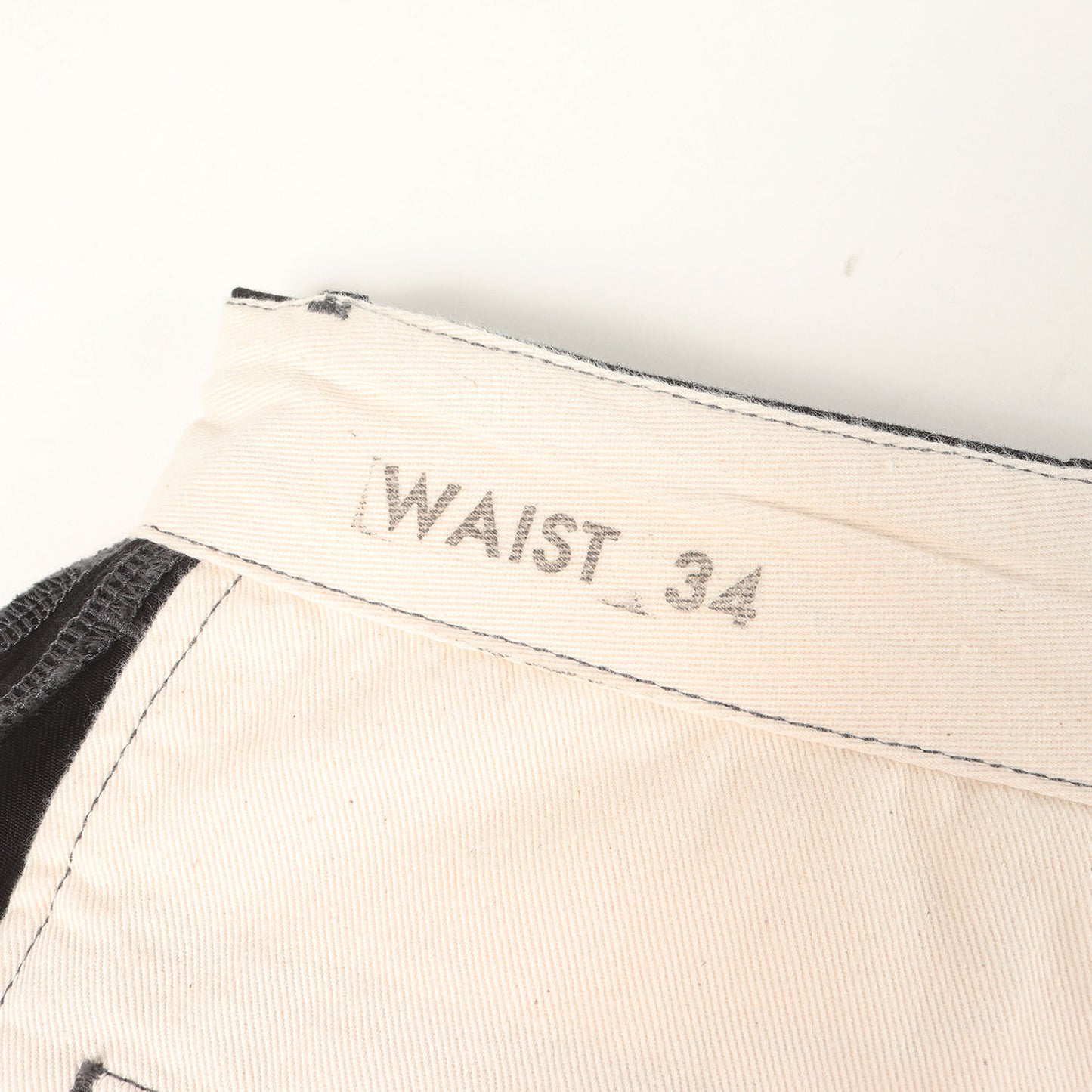 [現行モデル] ミリタリー チノショーツ (EARLY MILITARY CHINOS MOD. 1945 MODEL SHORTS) BR52381