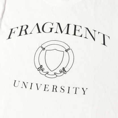 FRAGMENT UNIVERSITY カレッジロゴ Tシャツ
