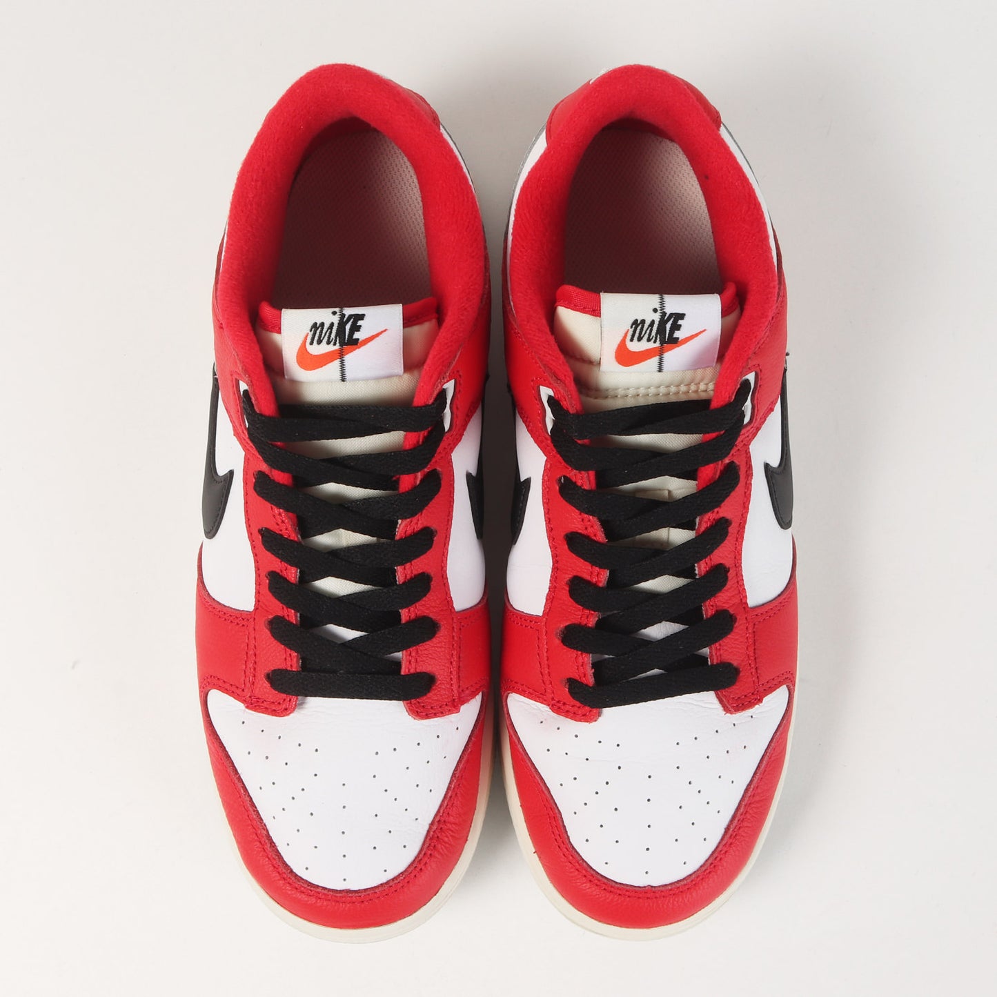 DUNK LOW RETRO PRM CHICAGO SPLIT (DZ2536-600)