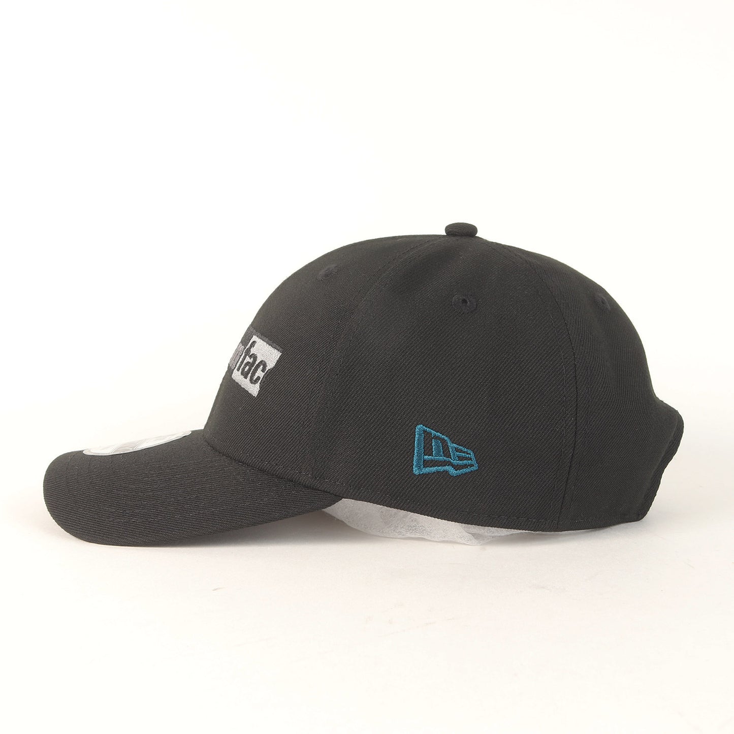 25AW ×NEW ERA BOXロゴ ベースボールキャップ
