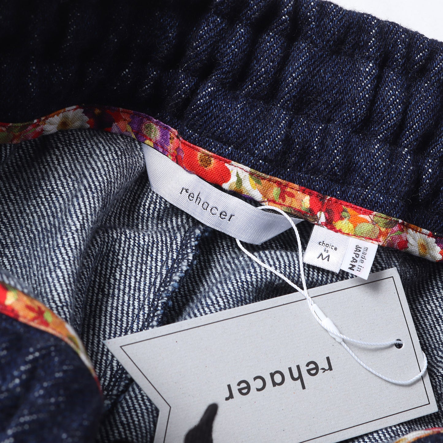 ルーズ テーパード イージー デニムパンツ(Loose Yarn Tapered Denim)