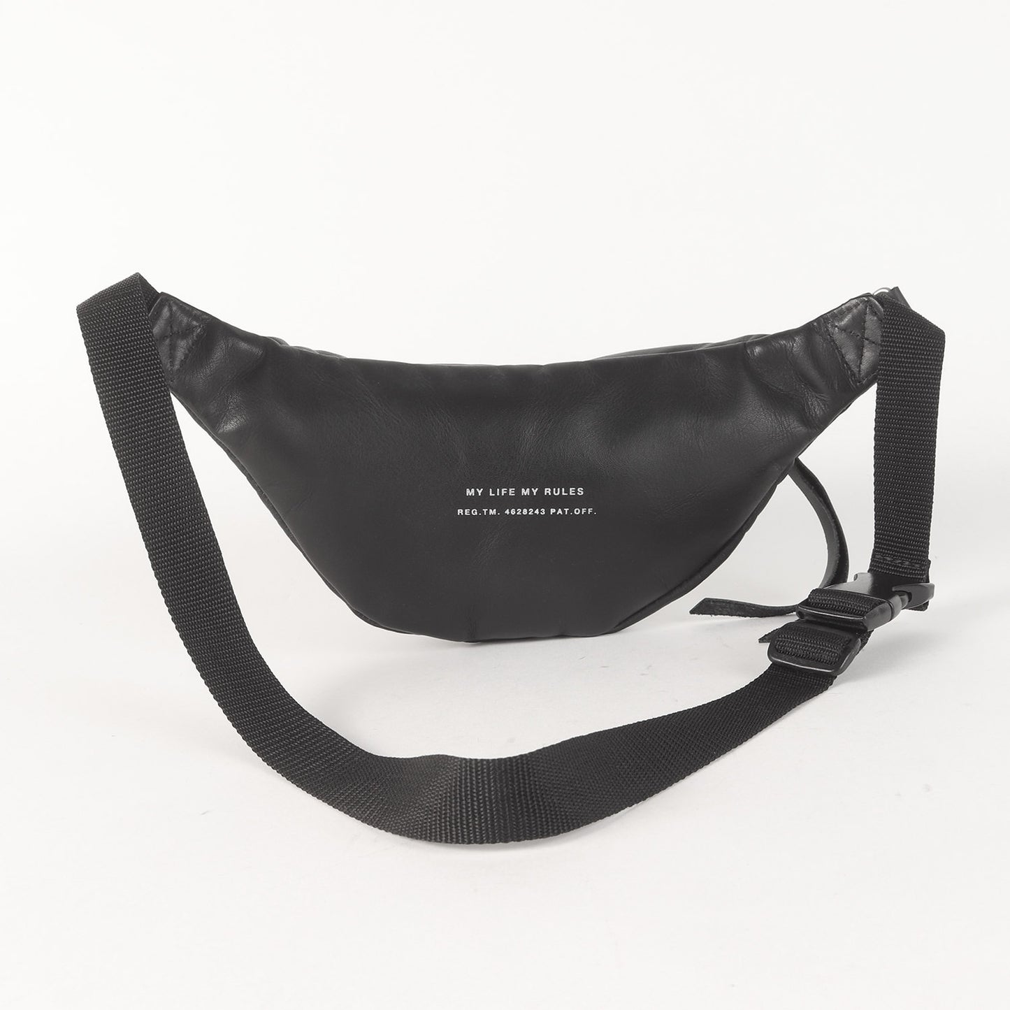 カウハイドレザー ウエストバッグ(Leather Waist Pack)