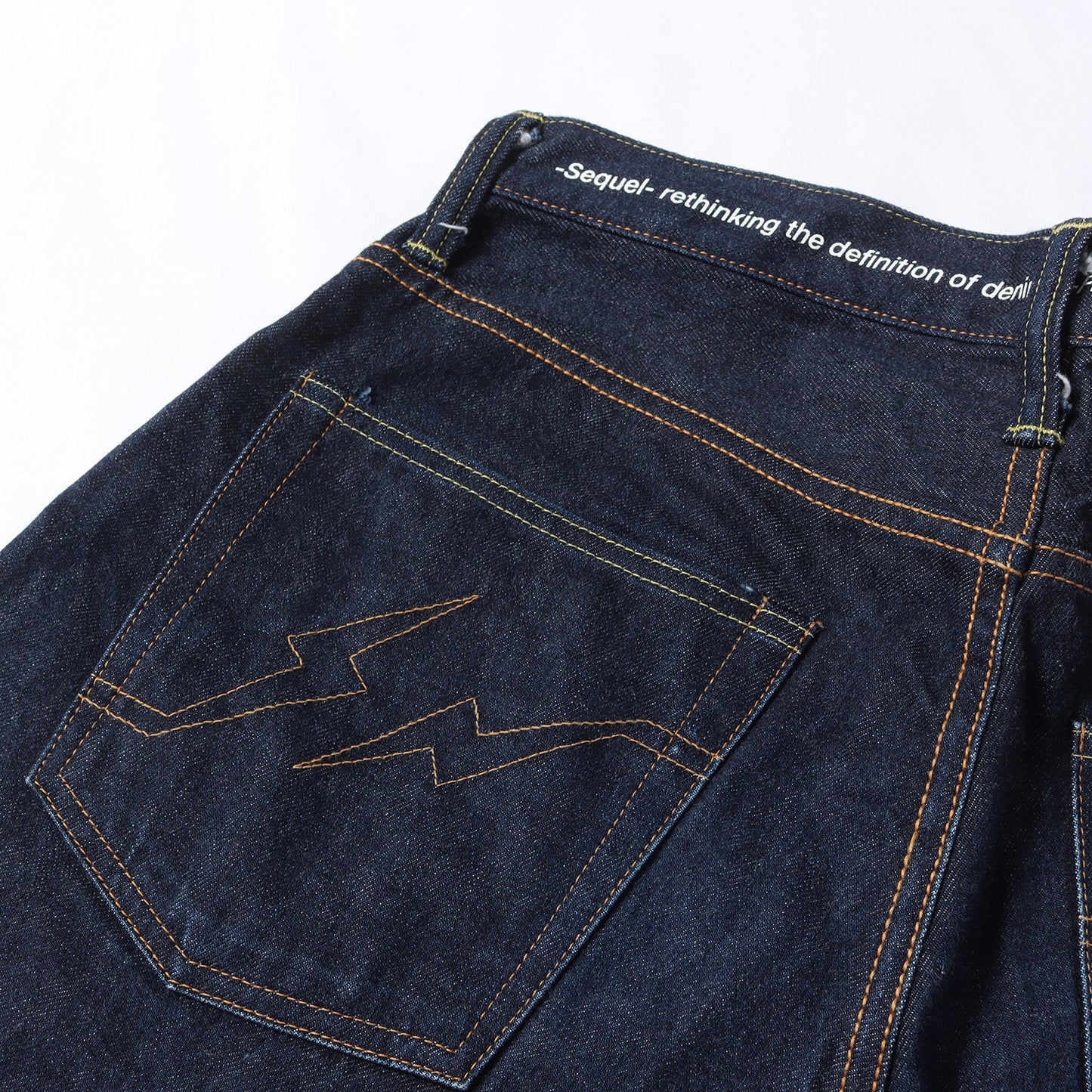 ×fragment design WEEKEND限定 テーパード デニムパンツ