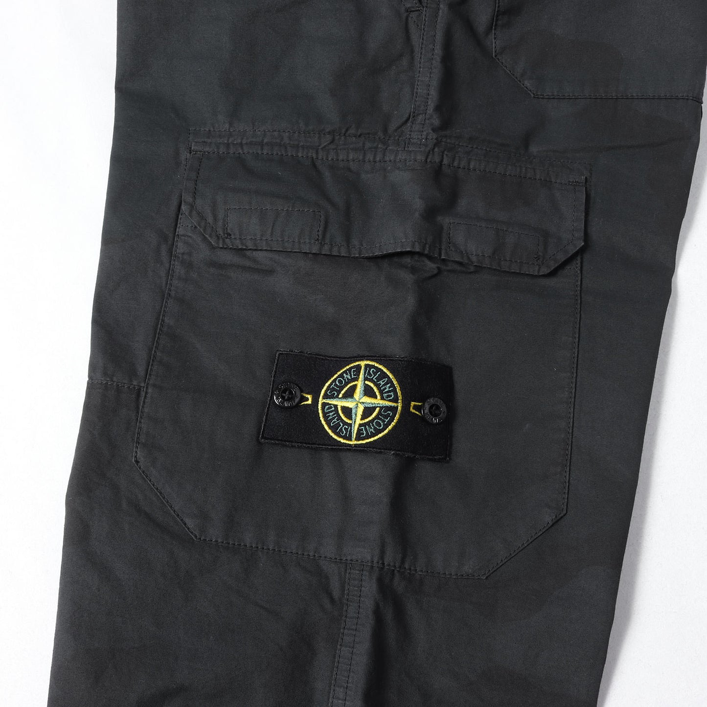 ×STONE ISLAND カモフラージュ カーゴパンツ(Camo Cargo Pant)