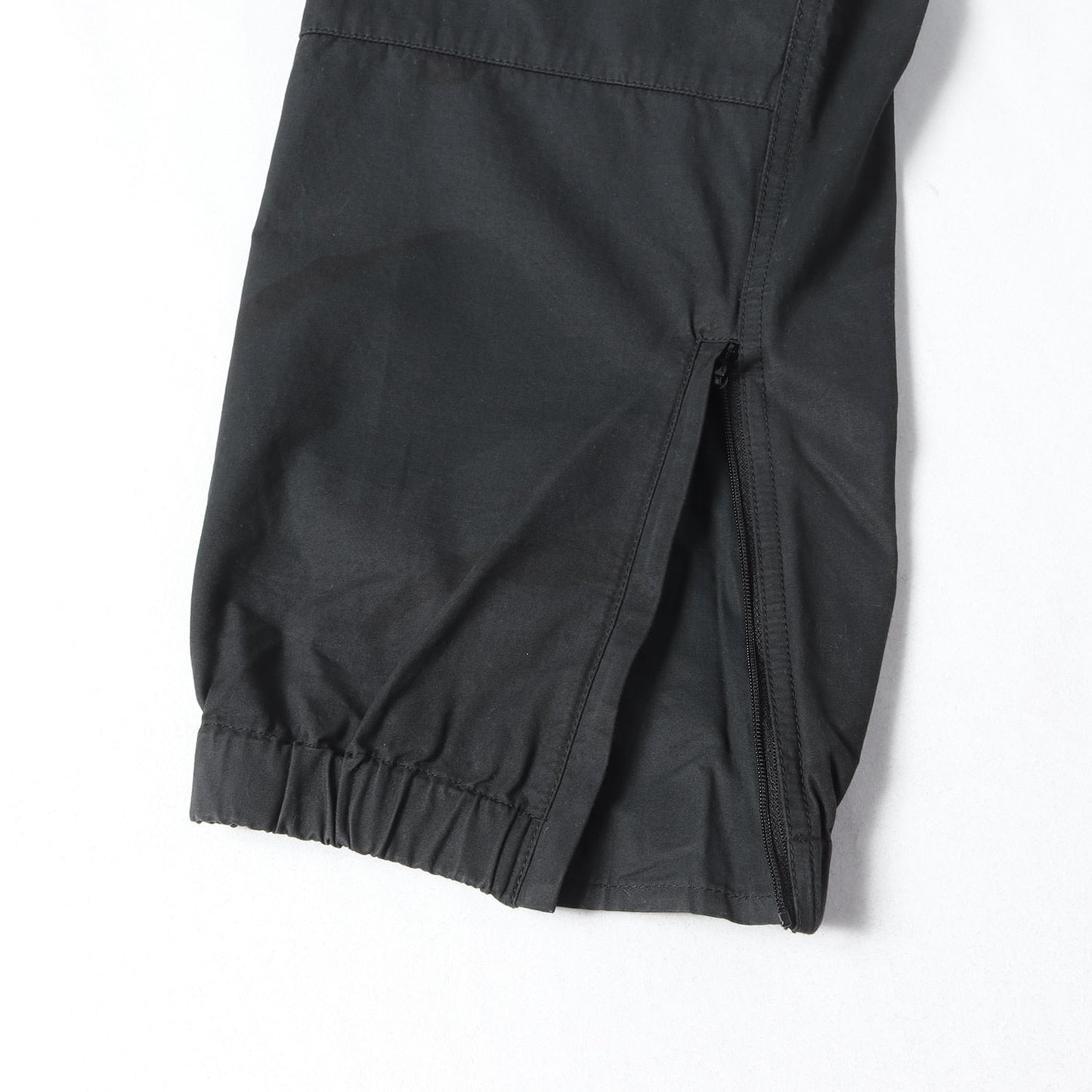 ×STONE ISLAND カモフラージュ カーゴパンツ(Camo Cargo Pant)