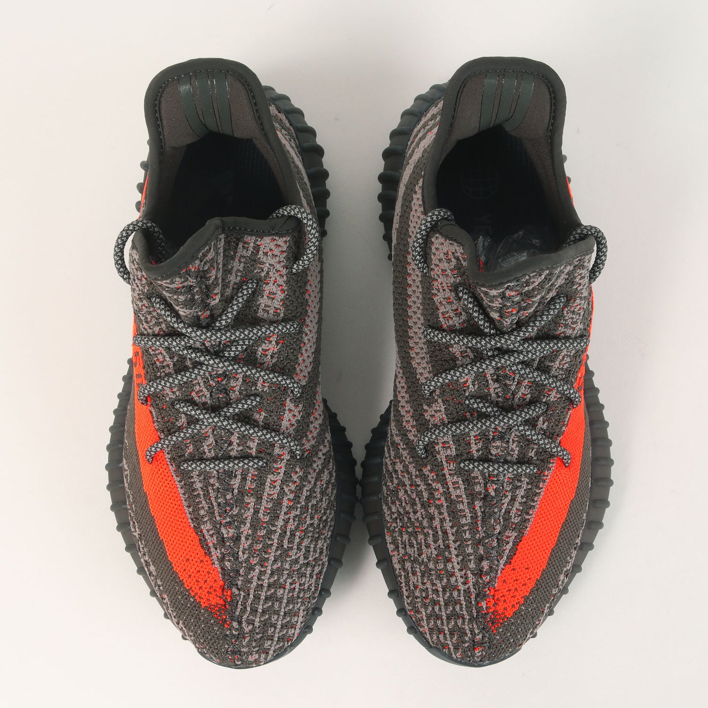 23SS YEEZY BOOST 350 V2 CARBON BELUGA (HQ7045)