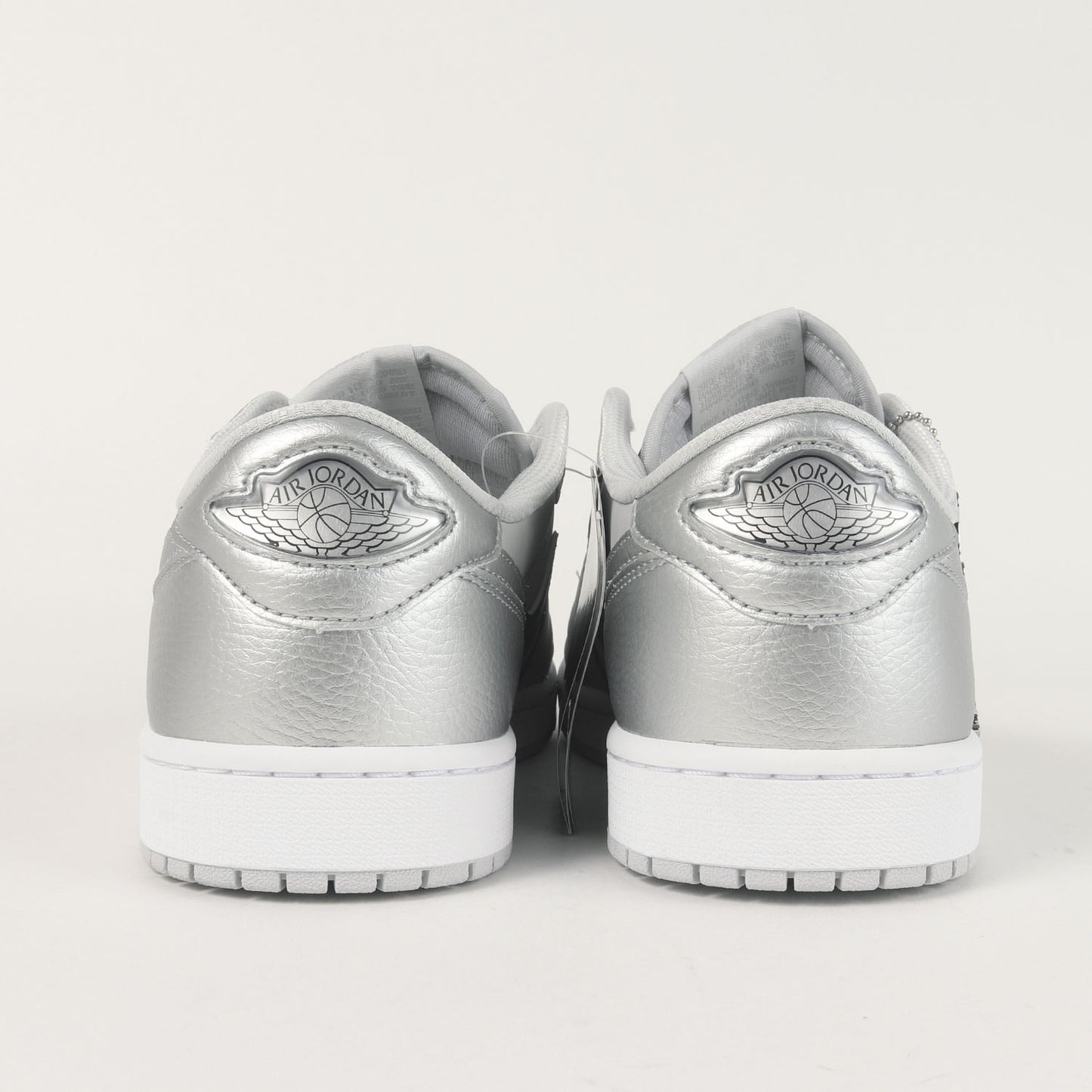WOF 1周年記念 500足限定 AIR JORDAN 1 RETRO LOW OG ブリーフケース付き(HM0365-002)
