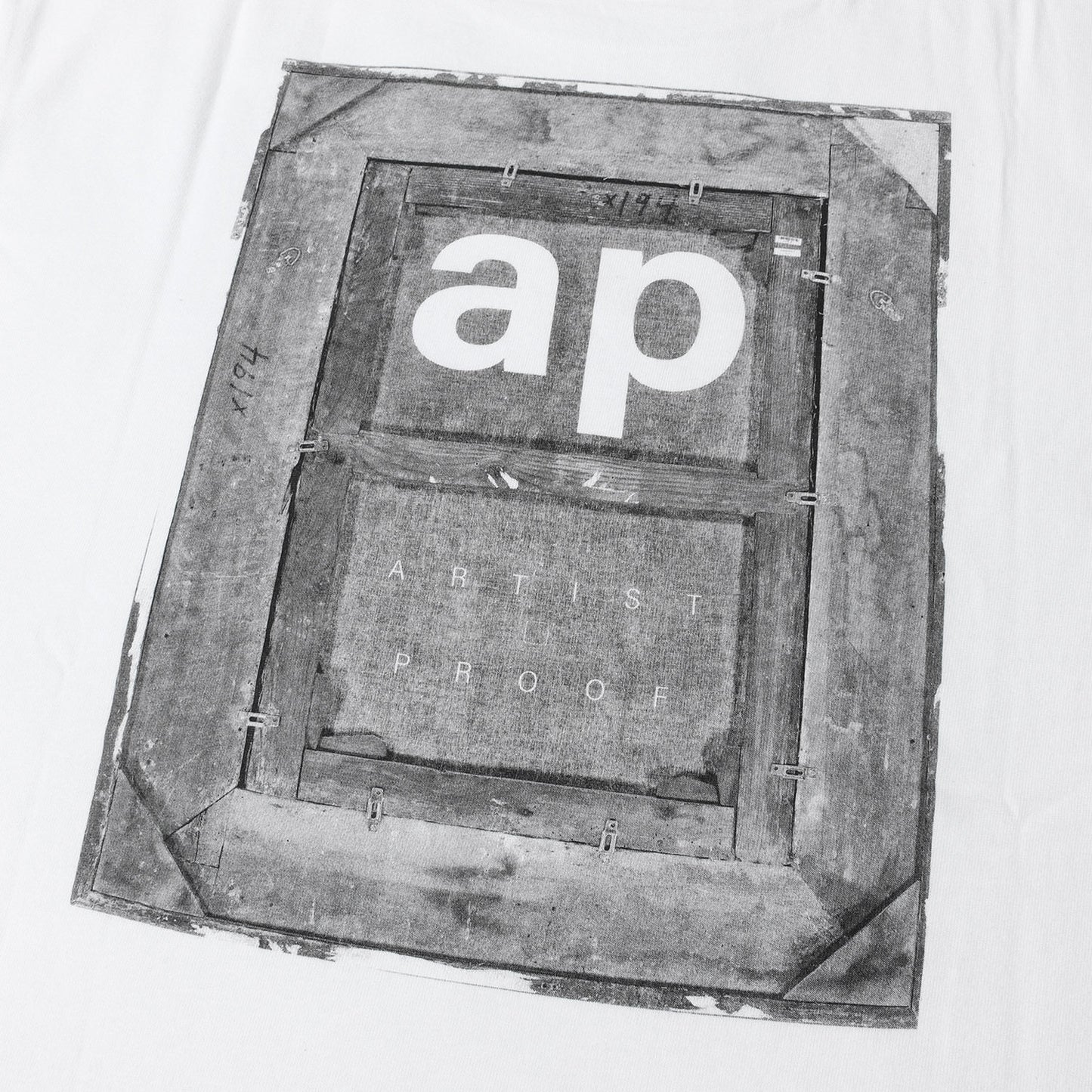 グラフィックプリント Tシャツ(BACK SIDE OF THE FRAME T-SHIRT SS)