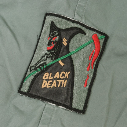 パッチ付き コットン トレンチコート(Black Death Trench Coat)