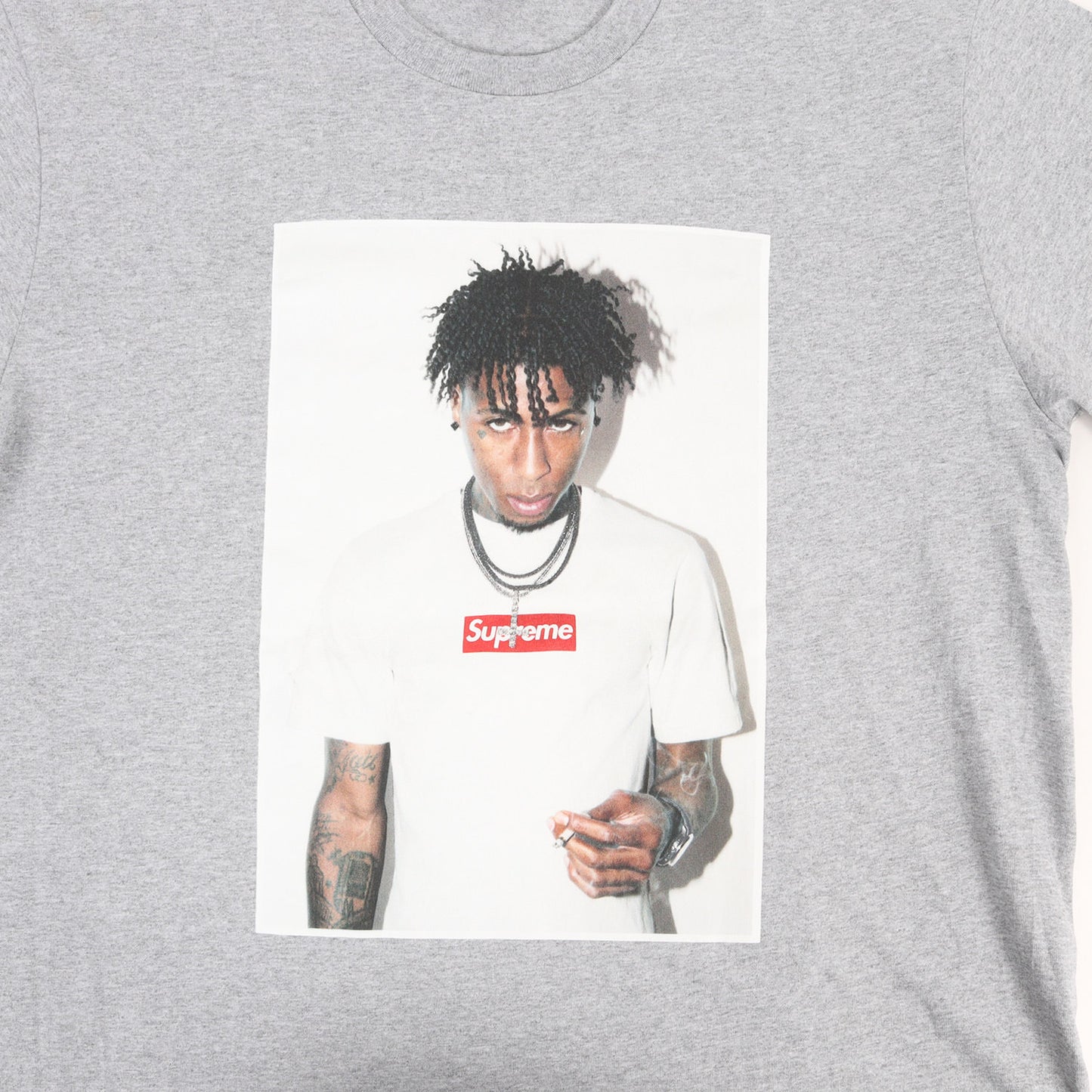 23AW ヤングボーイ・ネヴァー・ブローク・アゲイン フォト Tシャツ(NBA Youngboy Tee)