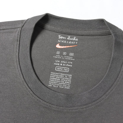 25AW ×Tom Sachs Nikecraft I.S.R.U ワッペン付き Tシャツ(Uniform Shop T-Shirt)