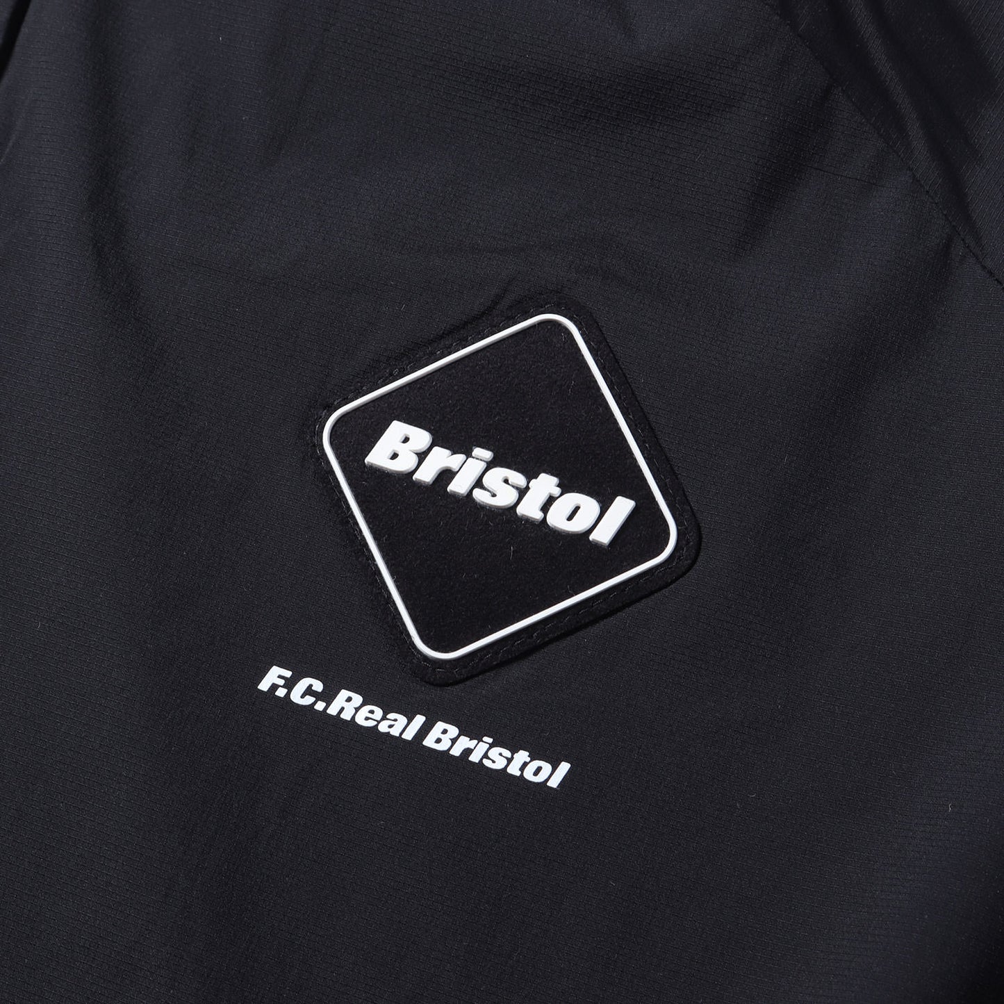 26SS ストレッチナイロン パッカブルジャケット(LIGHT WEIGHT BREATHABLE PACKABLE HOODIE)
