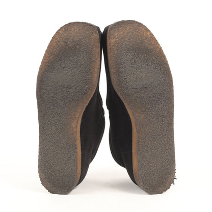 22AW ×Clarks スウェード ワラビー ブーツ (Wallabee Boots)