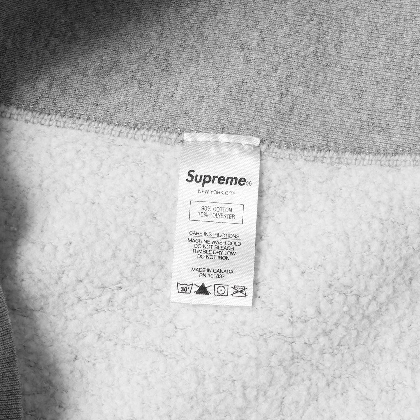 21SS ×KAWS チョーク BOXロゴ スウェットパーカー(Chalk Logo Hooded Sweatshirt)