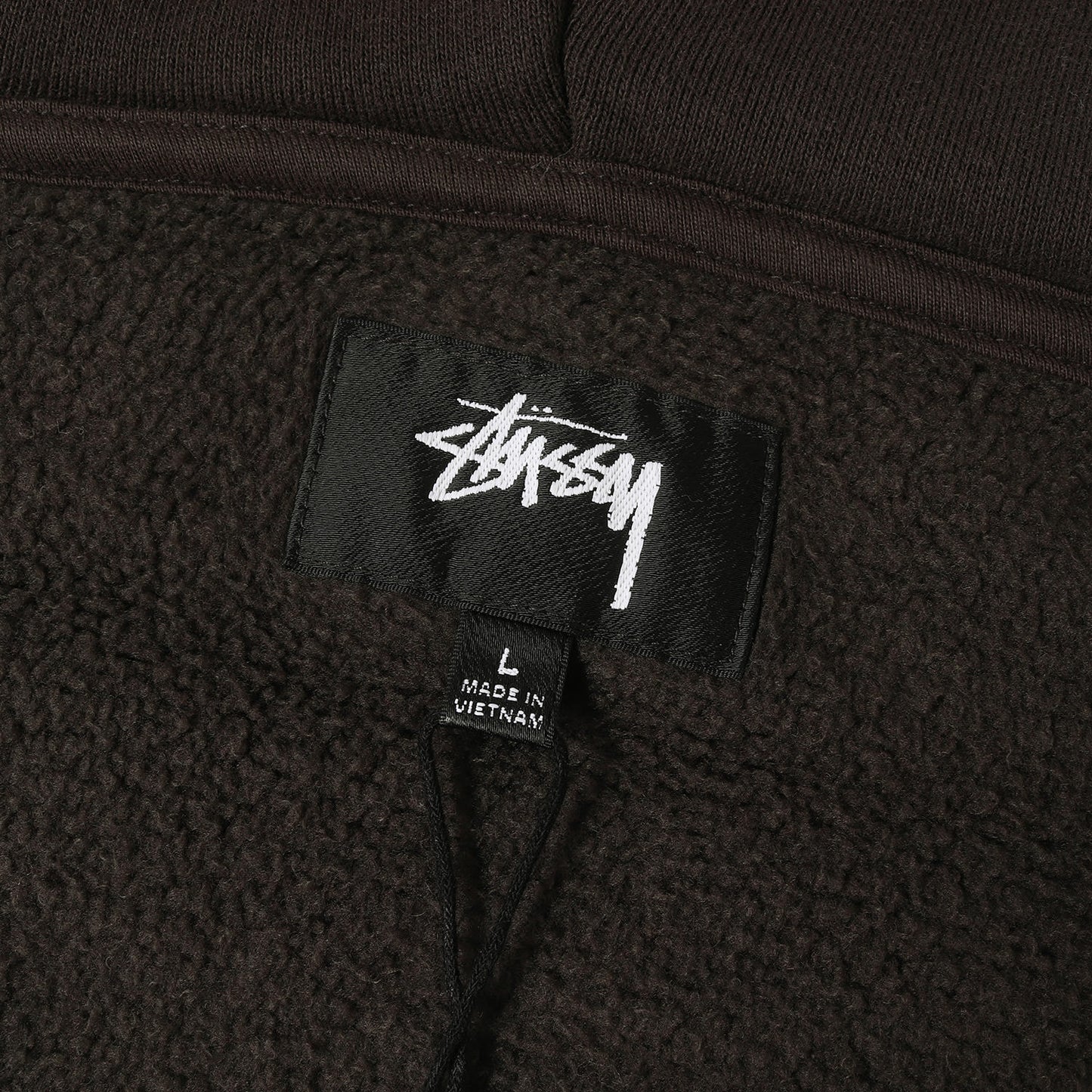25AW カレッジロゴ ジップ スウェットパーカー(STUSSY EST PRINTED ZIP HOODY)