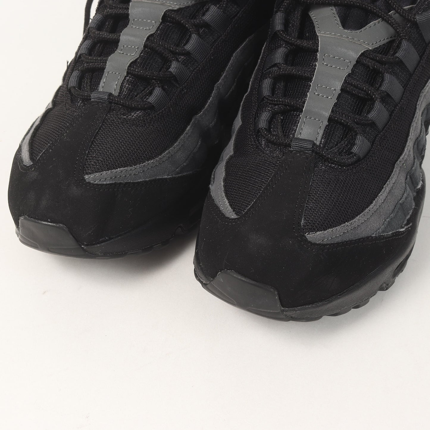 日本未発売 AIR MAX 95 RETRO LOGO BLACK VOLT(CV1635-002)