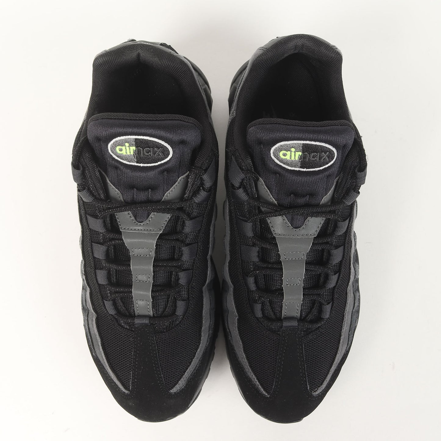 日本未発売 AIR MAX 95 RETRO LOGO BLACK VOLT(CV1635-002)