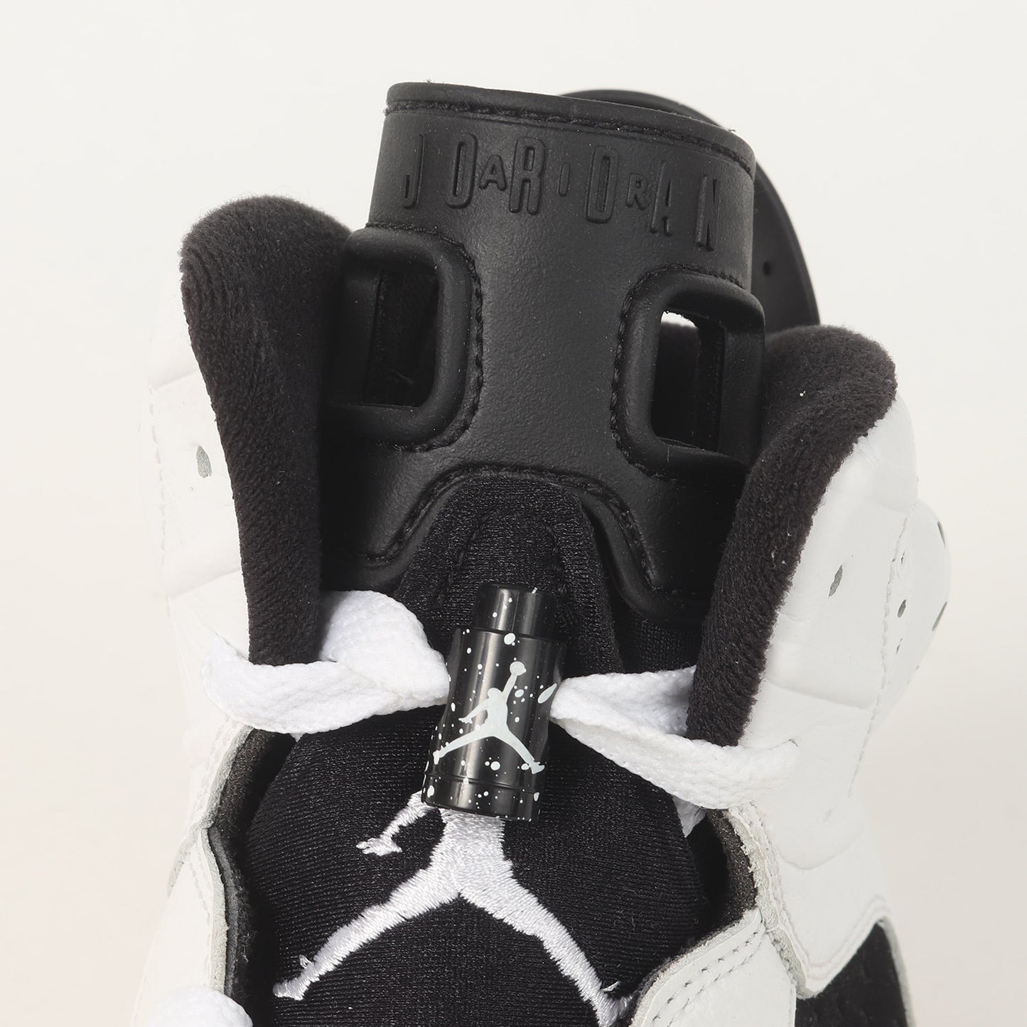AIR JORDAN 6 RETRO OREO (2009年製 / 384664-101)