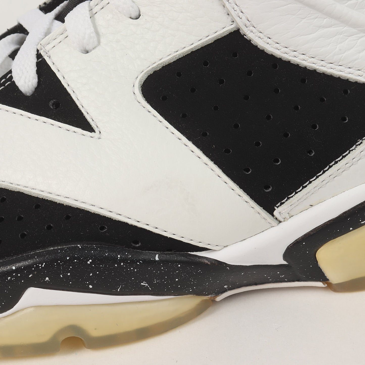 AIR JORDAN 6 RETRO OREO (2009年製 / 384664-101)