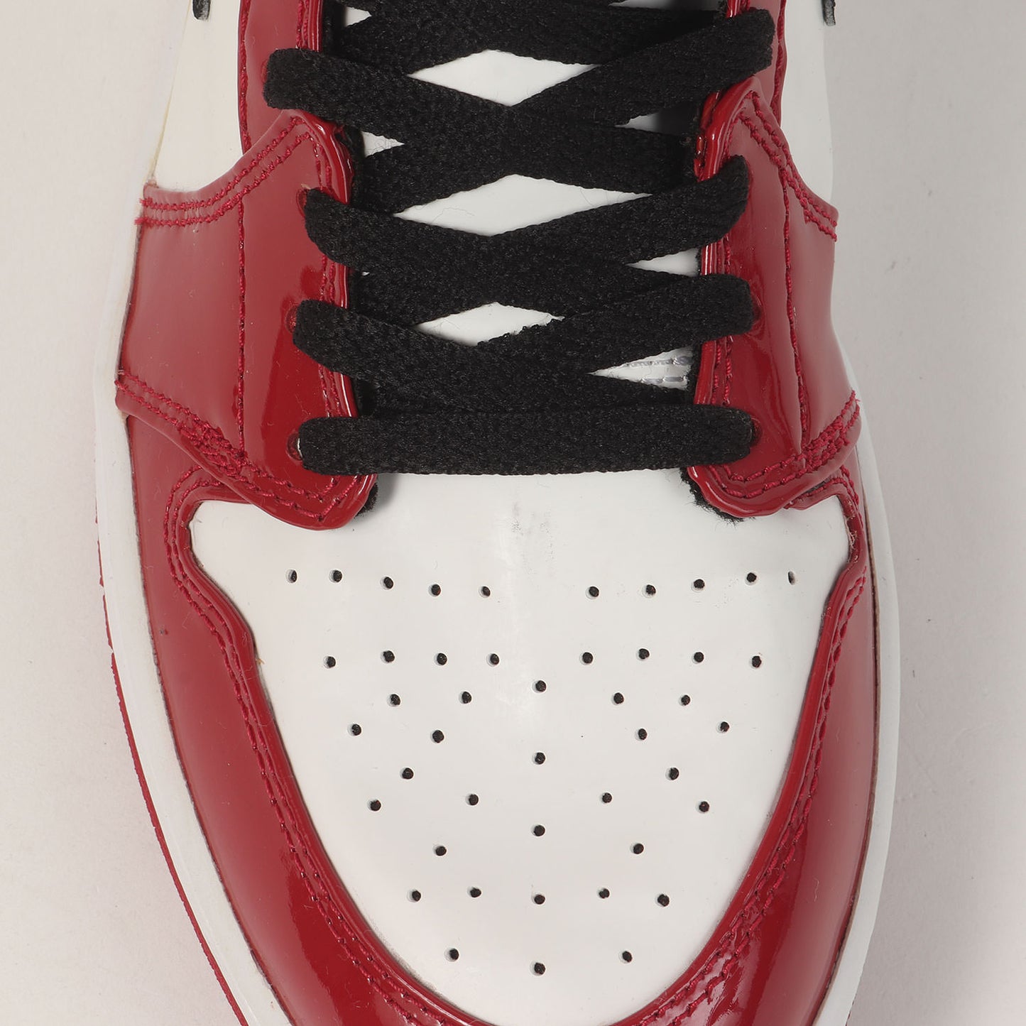 AIR JORDAN 1 RETRO PATENT CHICAGO (2003年製 / 136085-106)
