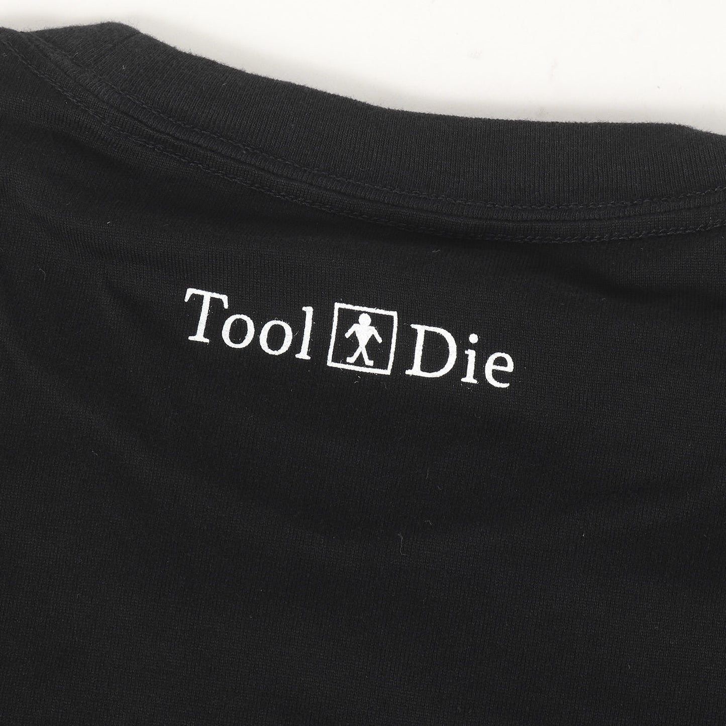 ×THE CONVENI グラフィック Tシャツ