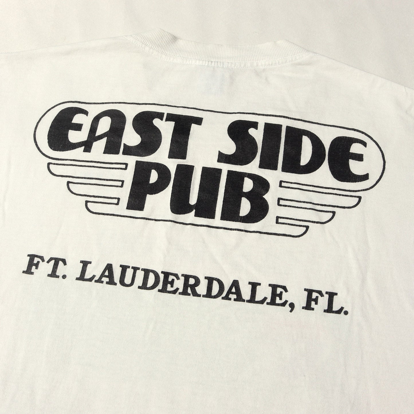 [Goodデザイン] 90s EAST SIDE PUB 両面プリント Tシャツ / グアテマラ製 DELTA
