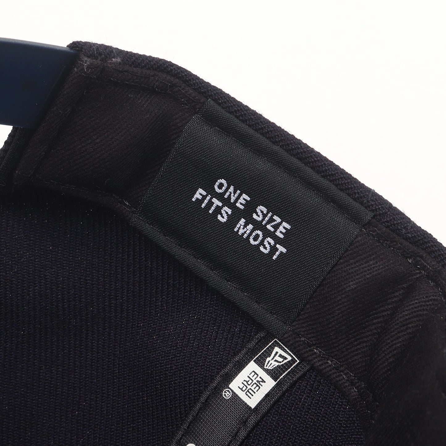 ×NEW ERA エンブレムロゴ ベースボールキャップ (NEW ERA EMBLEM 9FIFTY)