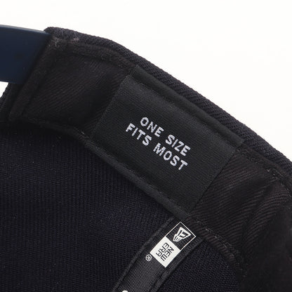 ×NEW ERA エンブレムロゴ ベースボールキャップ (NEW ERA EMBLEM 9FIFTY)