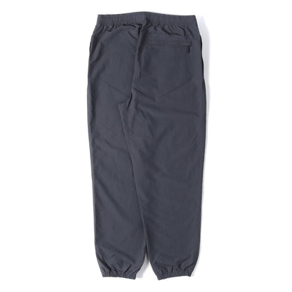 現行モデル バーサタイル ナイロン イージーパンツ(Versatile Pant)