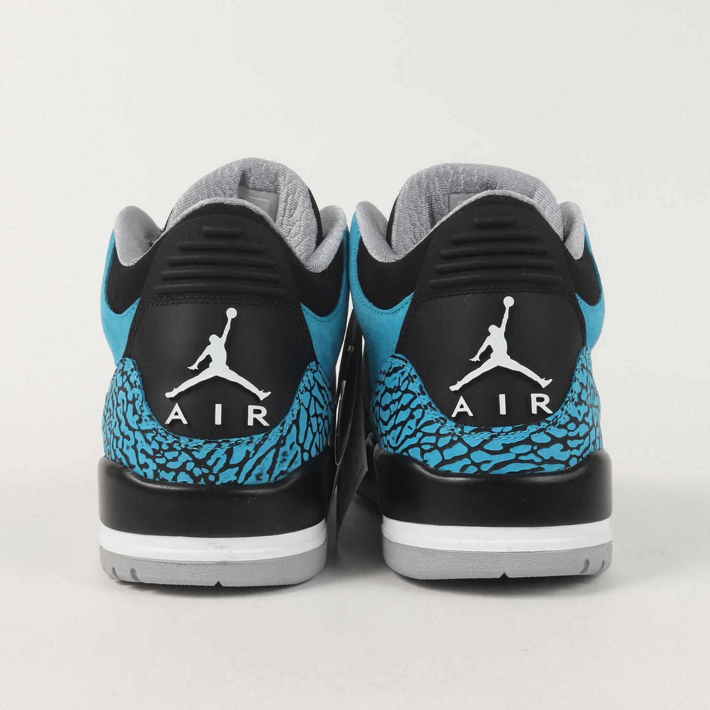 AIR JORDAN 3 RETRO POWDER BLUE (136064-406)