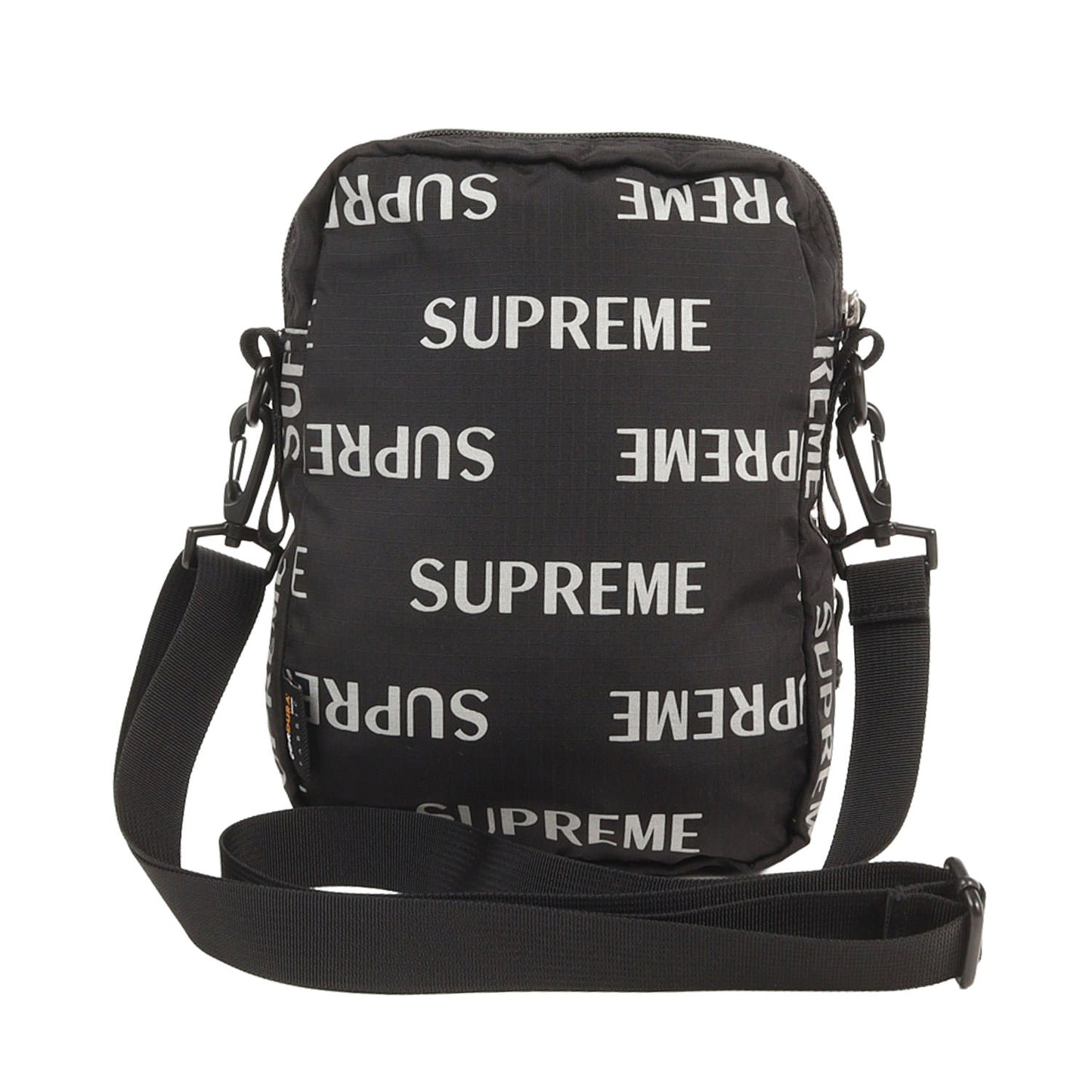 リフレクターロゴ柄 ショルダーバッグ(3M Reflective Repeat Shoulder Bag)