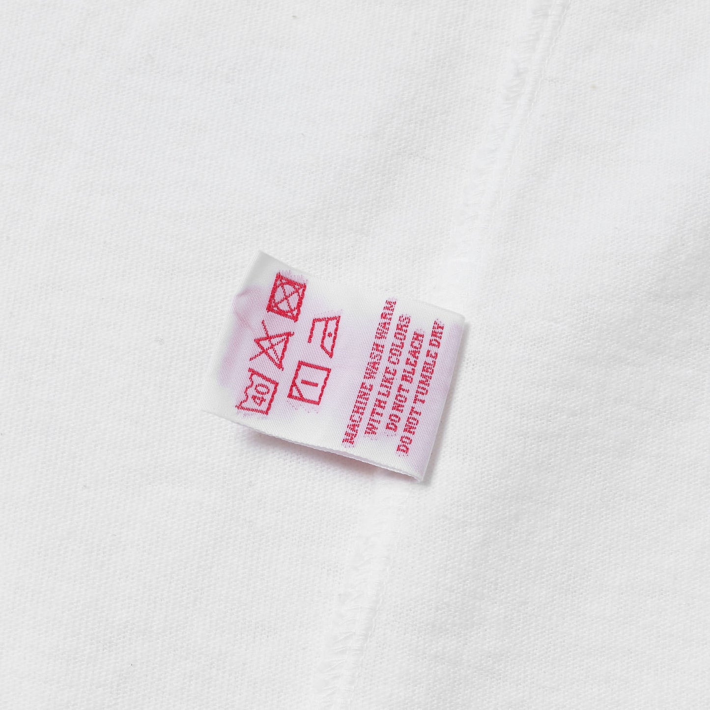 ブランドロゴ 染み込みプリント Tシャツ