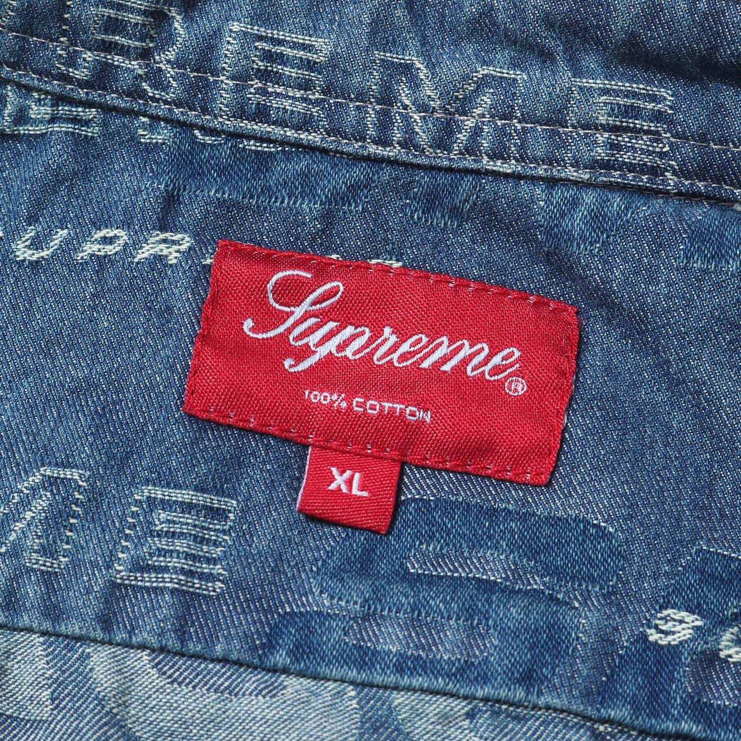 ジャガードロゴ柄 デニムシャツ(Dimensions Logo Denim Shirt)