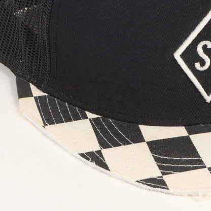 ×STUSSY ツバ切り メッシュキャップ