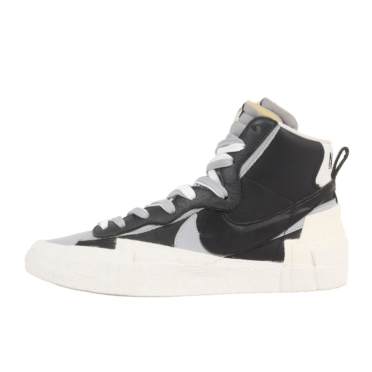 ×NIKE BLAZER MID / SACAI (BV0072-002)